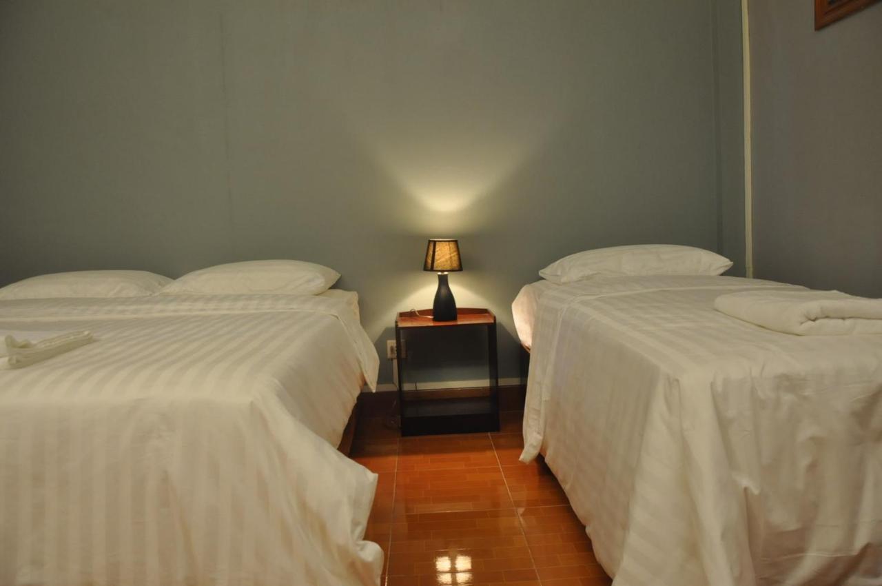 Pilgrim'S Kitchen & Inn Savannakhet Exterior foto