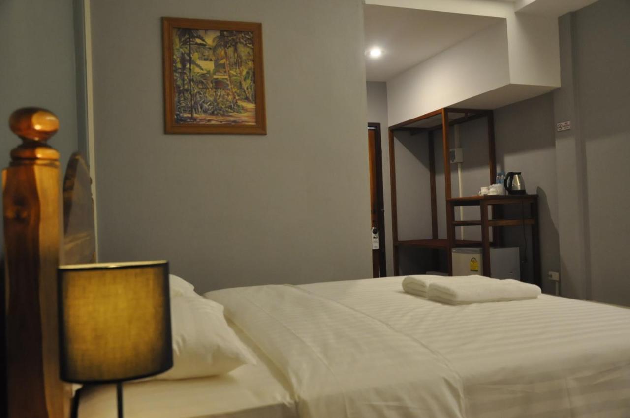 Pilgrim'S Kitchen & Inn Savannakhet Exterior foto